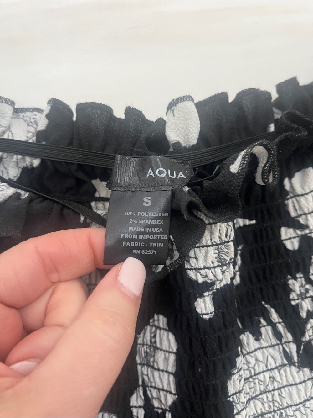 Aqua by Bloomingdales Black & White Floral Smocked Tiered Mini Skirt - Picture 3 of 3